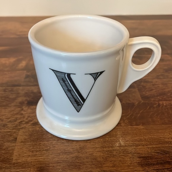 Anthropologie Initial Letter Coffee Tea Mug Set 4 L O V E LOVE Monogram - Picture 9 of 13